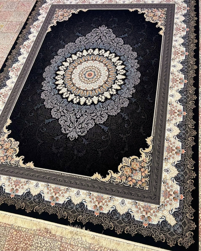 قالیچه۴متری ۷۰۰شانه تراکم۲۵۵۰
