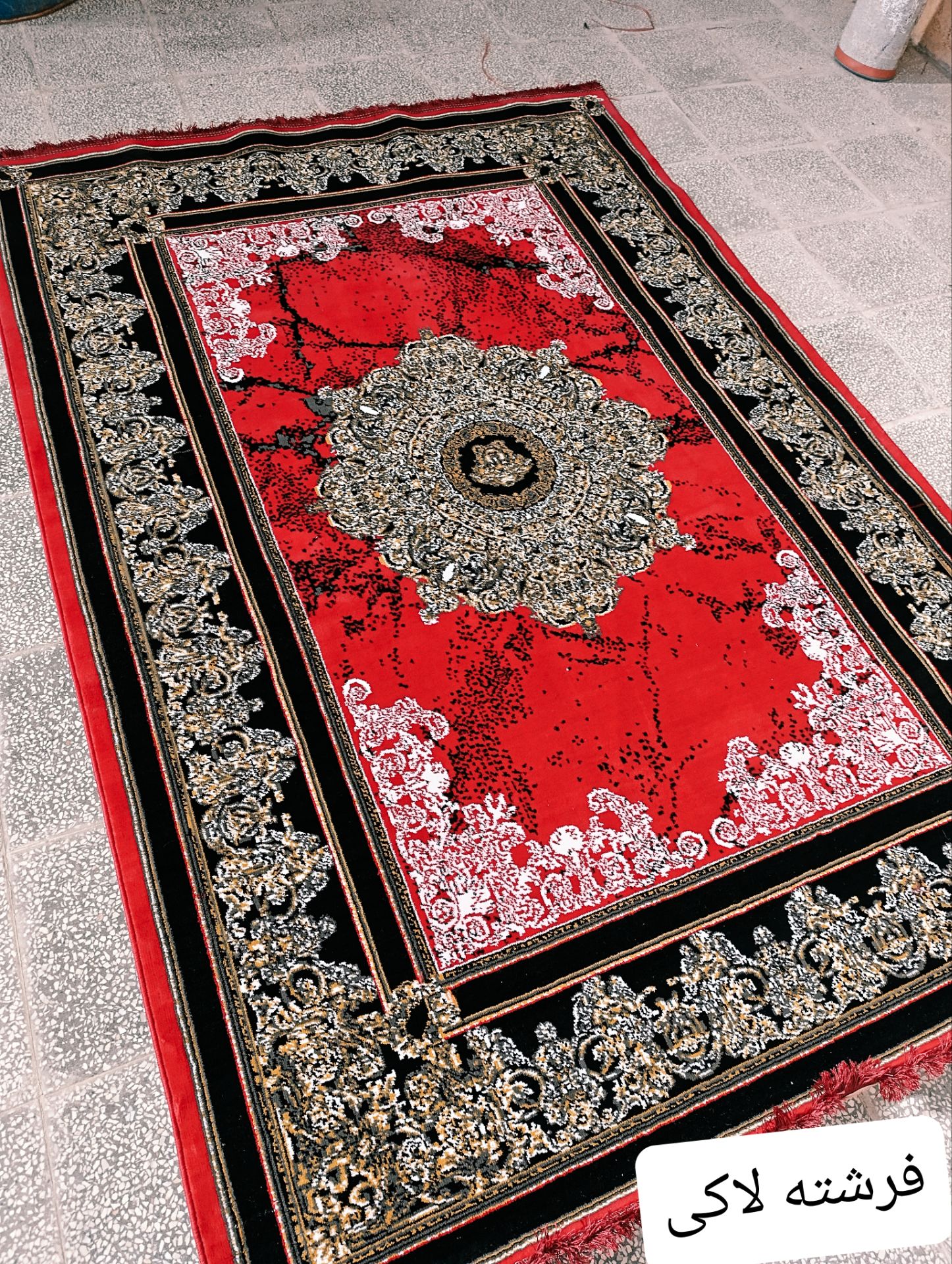 فرش طرح 700 شانه 6 متری زرشکی