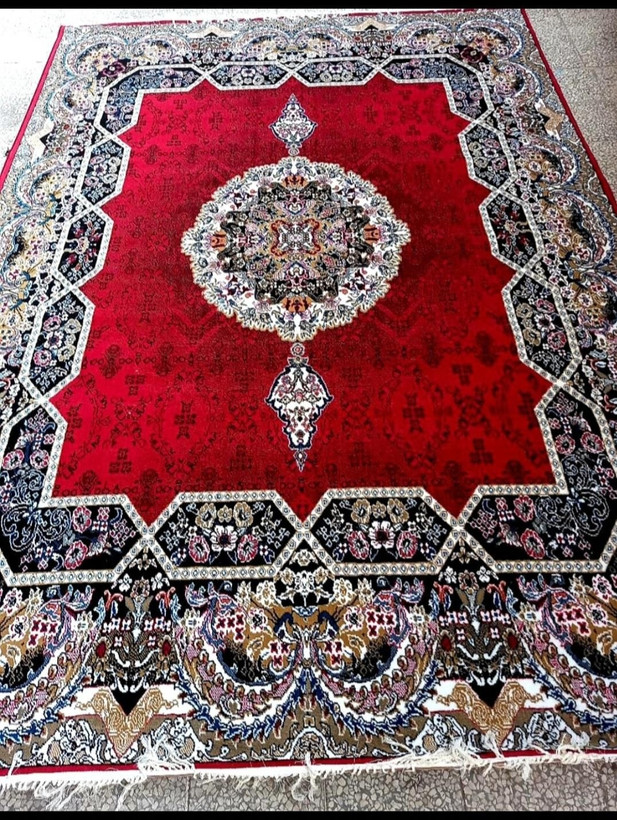 قالیچه زرونیم طرح۷۰۰شانه هالیدی لاکی حراجی